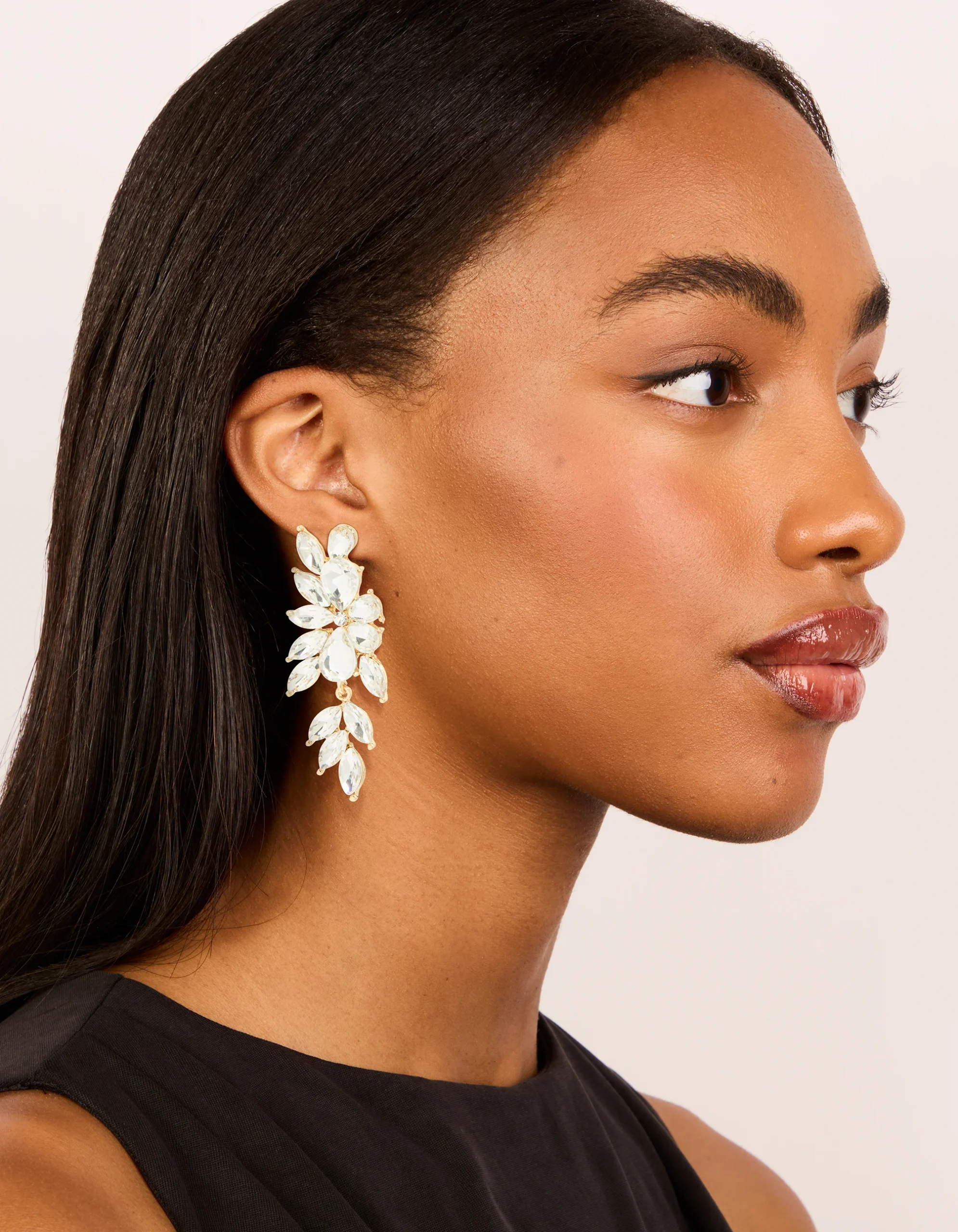 105-gold-diamante-chunky-floral-drop-earrings-3.webp Gold Diamante Chunky Floral Drop Earrings