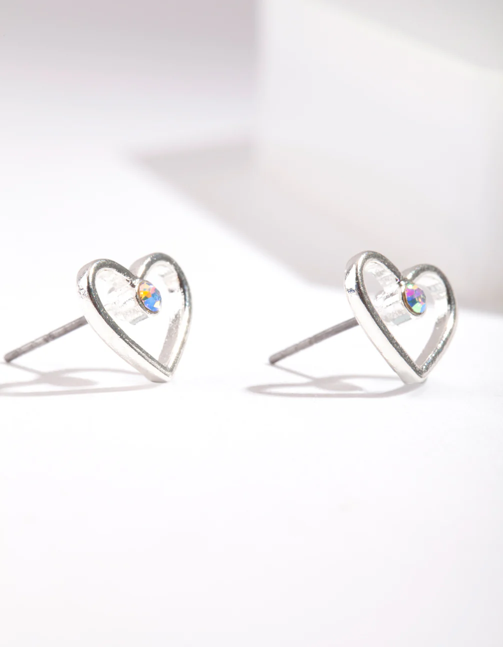 1053-silver-cut-out-diamante-heart-stud-earring-2.webp Silver Cut Out & Diamante Heart Stud Earring