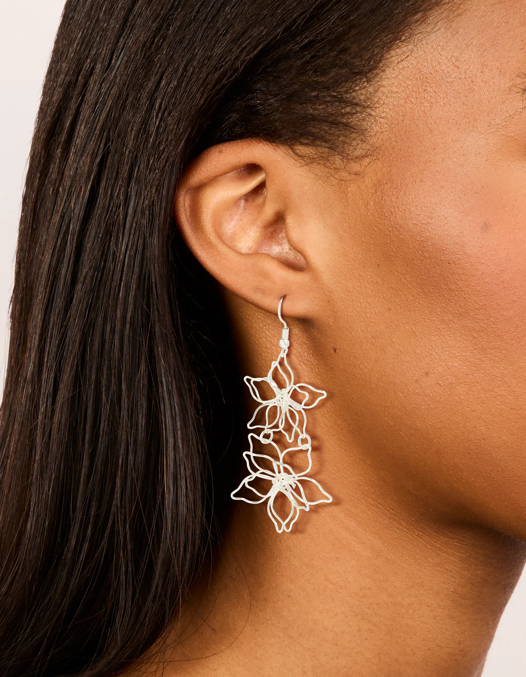 1072-silver-double-wire-flower-drop-earrings-1.webp Silver Double Wire Flower Drop Earrings