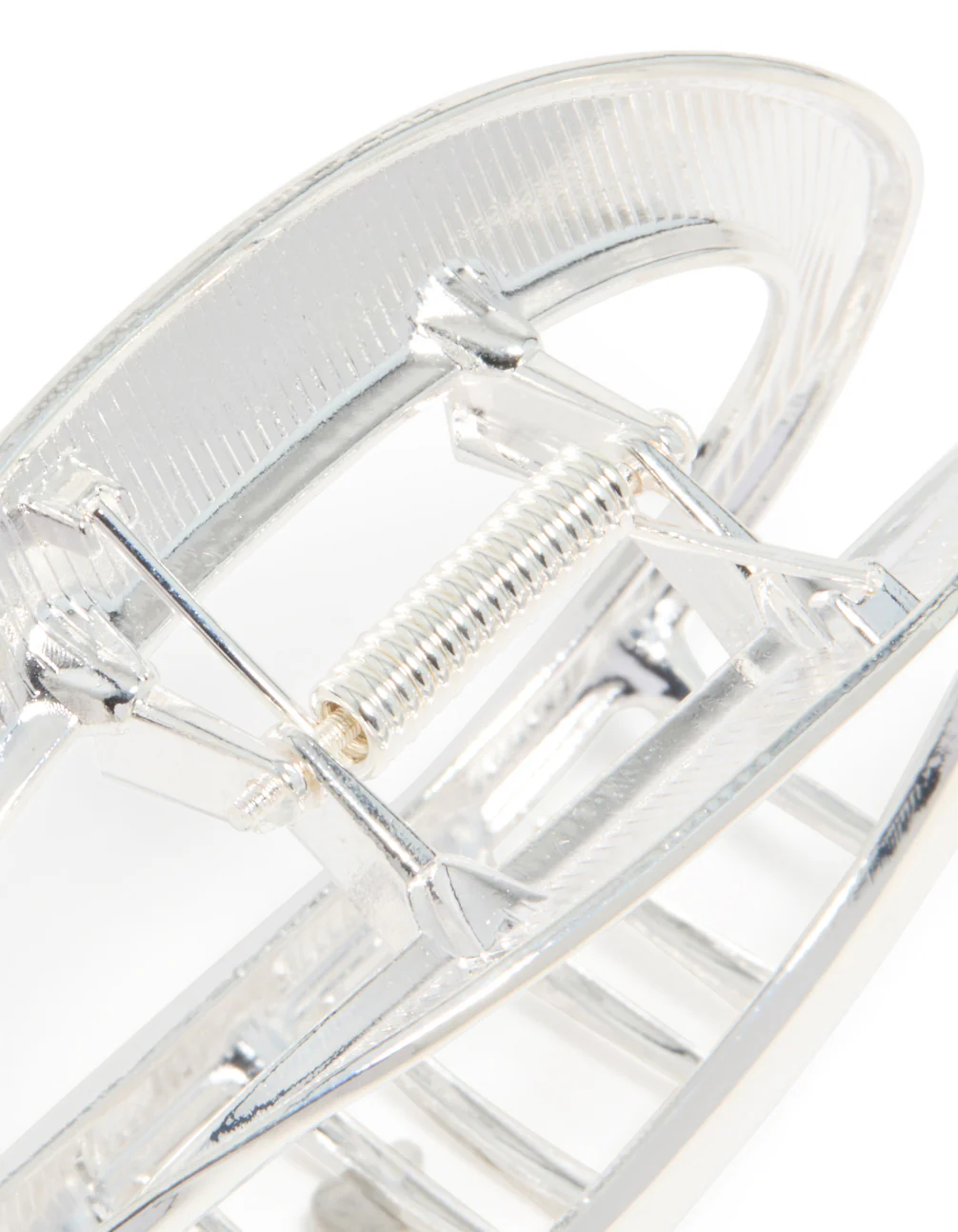 1075-silver-metal-oval-hair-claw-clip-3.webp Silver Metal Oval Hair Claw Clip