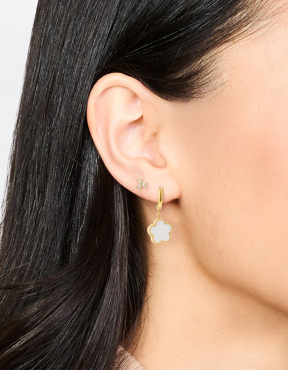 1142-waterproof-gold-plated-stainless-steel-cubic-zirconia-petal-earrings-2-pack-2.webp Waterproof Gold Plated Stainless Steel Cubic Zirconia Petal Earrings 2-Pack