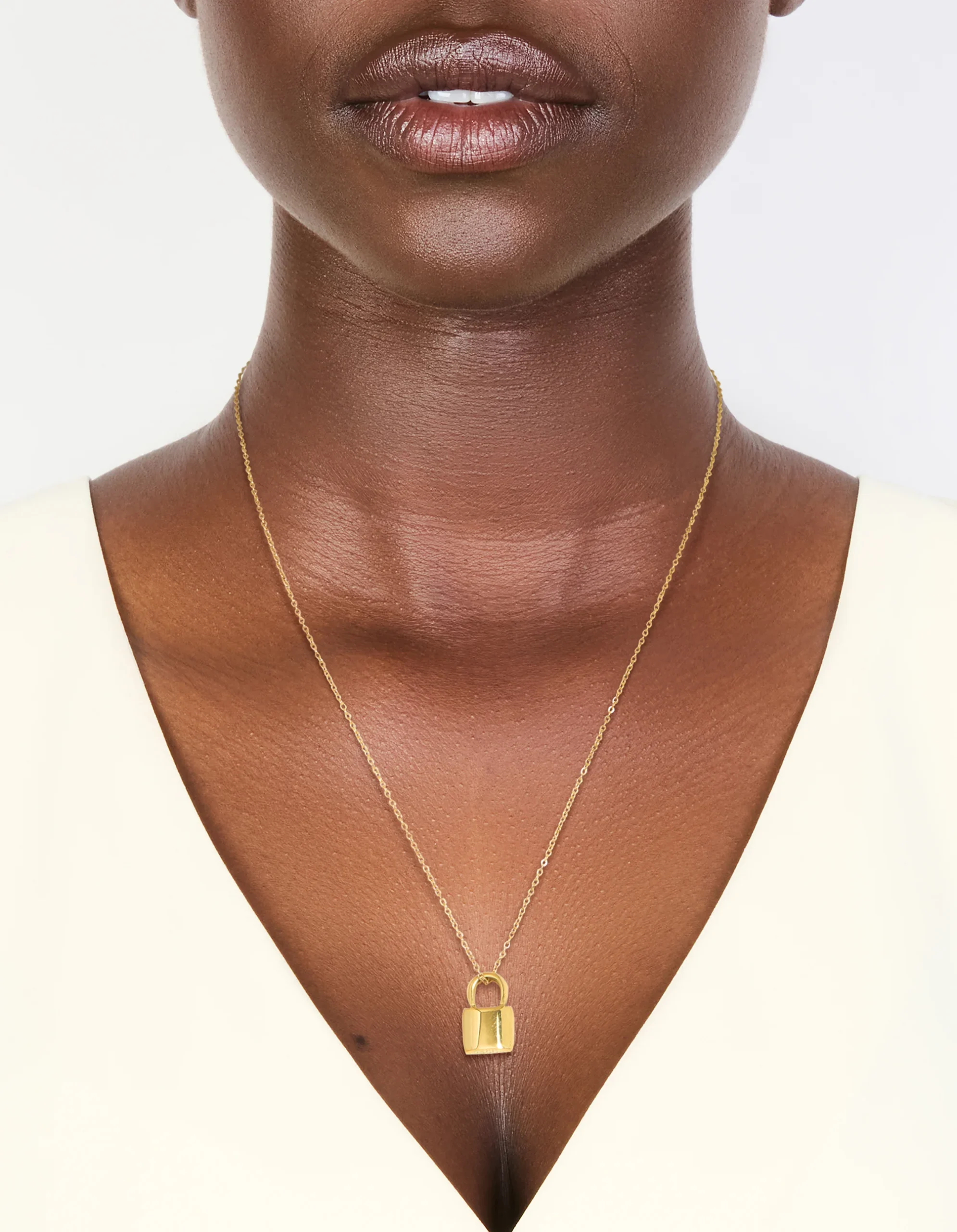 1164-waterproof-gold-plated-stainless-steel-lock-pendant-necklace-1.webp Waterproof Gold Plated Stainless Steel Lock Pendant Necklace