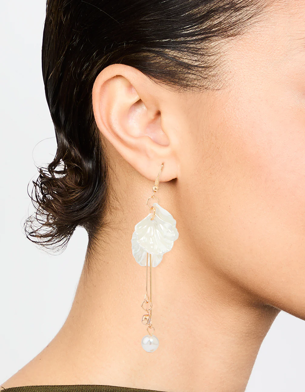 1210-white-pearl-petal-stick-drop-earrings-2.webp White Pearl Petal Stick Drop Earrings