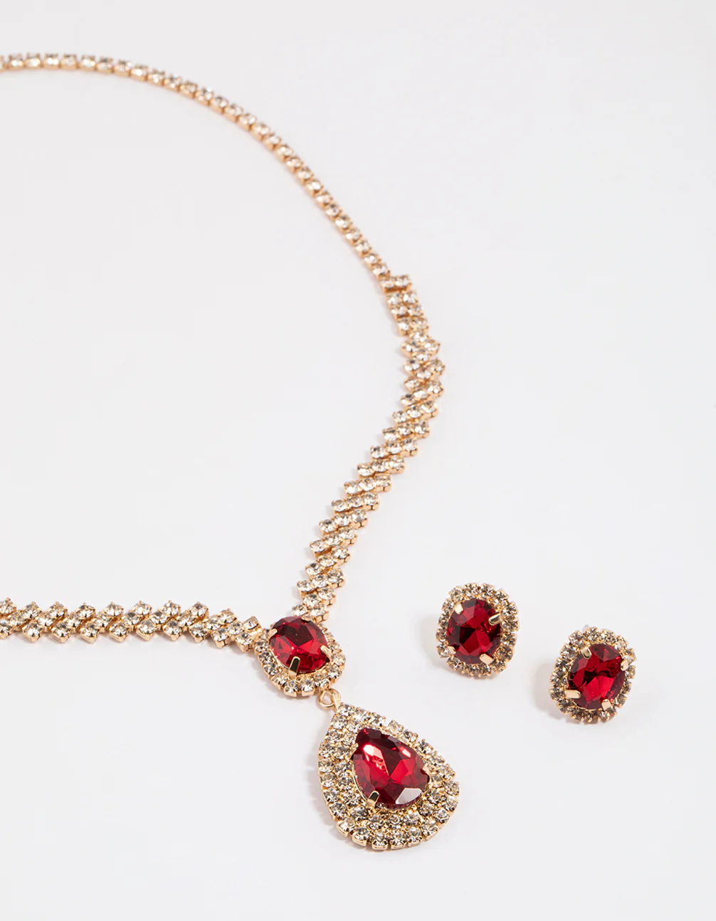 1238-gold-teardrop-surrounded-earrings-necklace-set-1.webp Gold Teardrop Surrounded Earrings & Necklace Set
