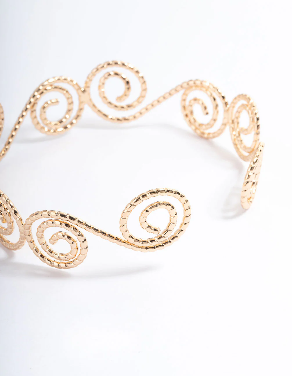 1314-gold-hammered-spiral-bangle-arm-cuff-3.webp Gold Hammered Spiral Bangle Arm Cuff