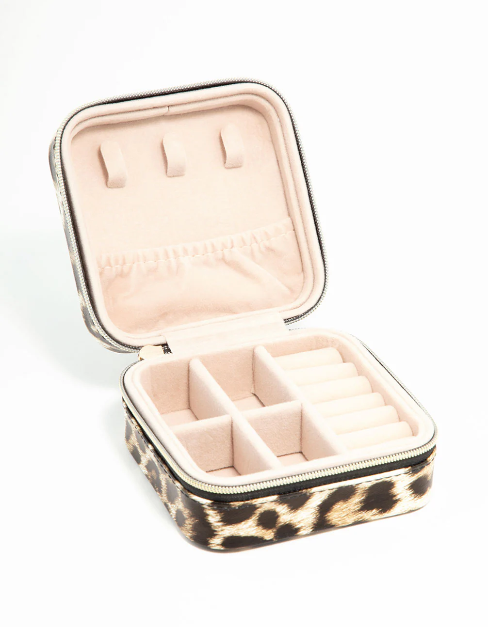 1351-leopard-print-pu-leather-square-jewellery-case-1.webp Leopard Print PU Leather Square Jewellery Case