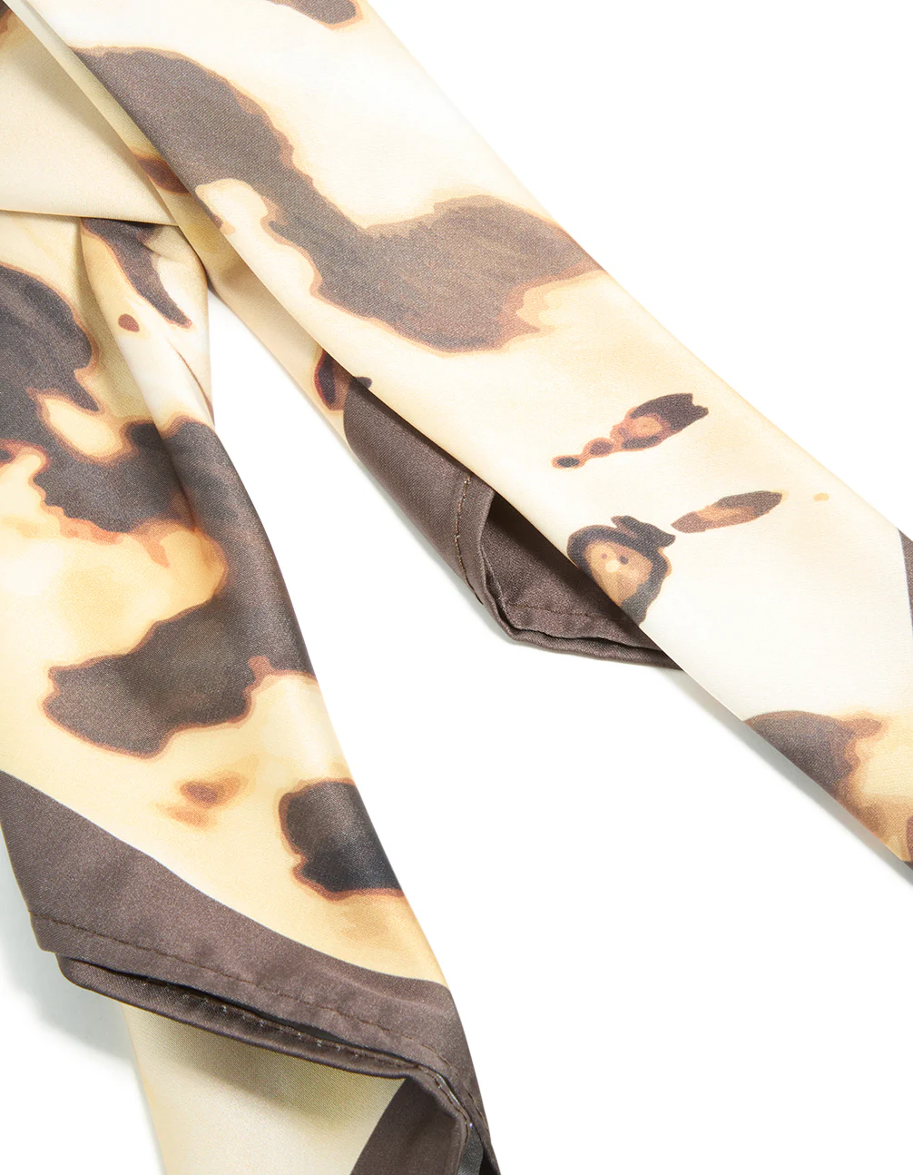 1372-blurred-leopard-print-fabric-scarf-3.webp Blurred Leopard Print Fabric Scarf