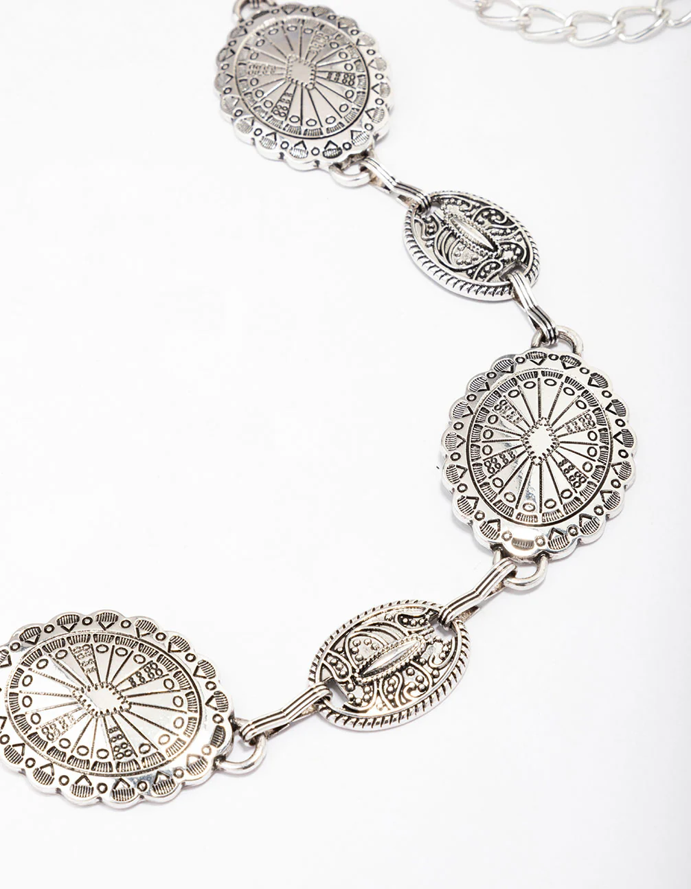 1385-antique-silver-textured-circular-chain-belt-1.webp Antique Silver Textured Circular Chain Belt