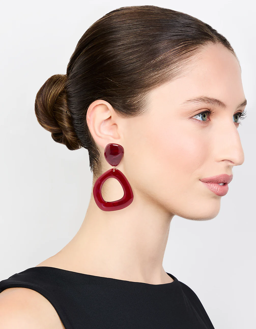 1413-red-acrylic-organic-open-square-oval-drop-earrings-3.webp Red Acrylic Organic Open Square Oval Drop Earrings