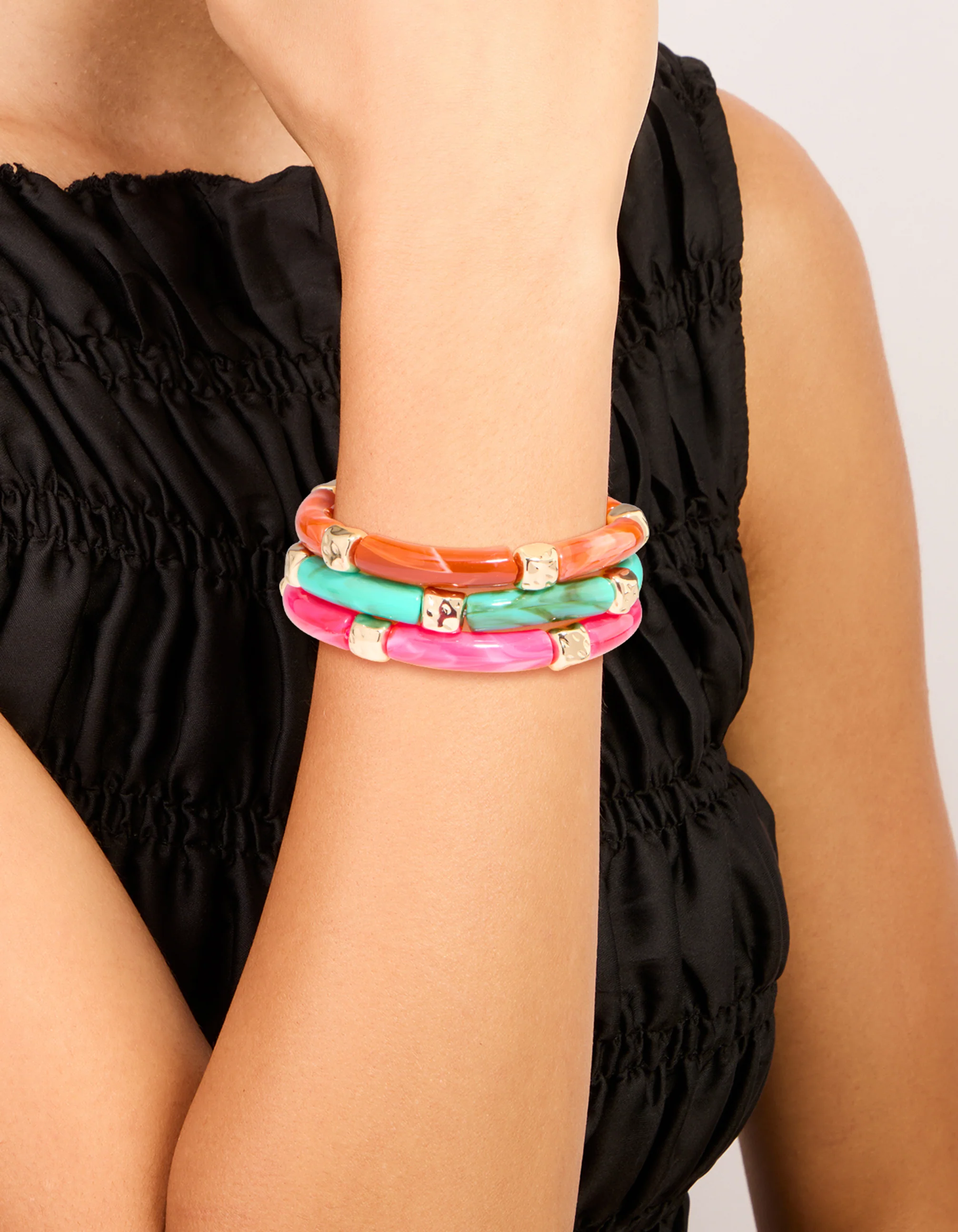 1447-worn-gold-pink-turquoise-acrylic-stretch-link-bracelets-3-pack-1.webp Worn Gold Pink & Turquoise Acrylic Stretch Link Bracelets 3-Pack
