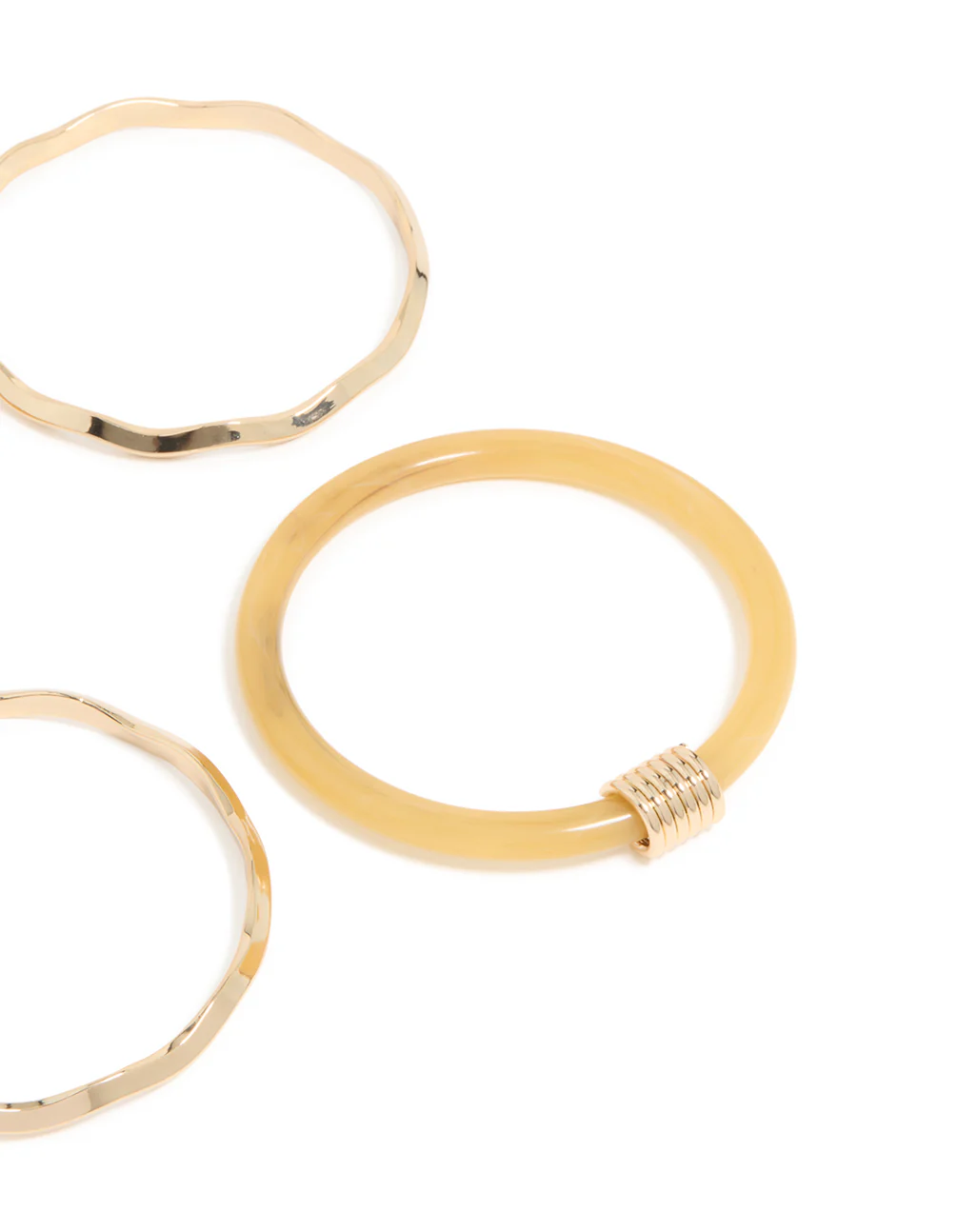 1486-neutral-acrylic-gold-wavy-bangles-4-pack-3.webp Neutral Acrylic & Gold Wavy Bangles 4-Pack