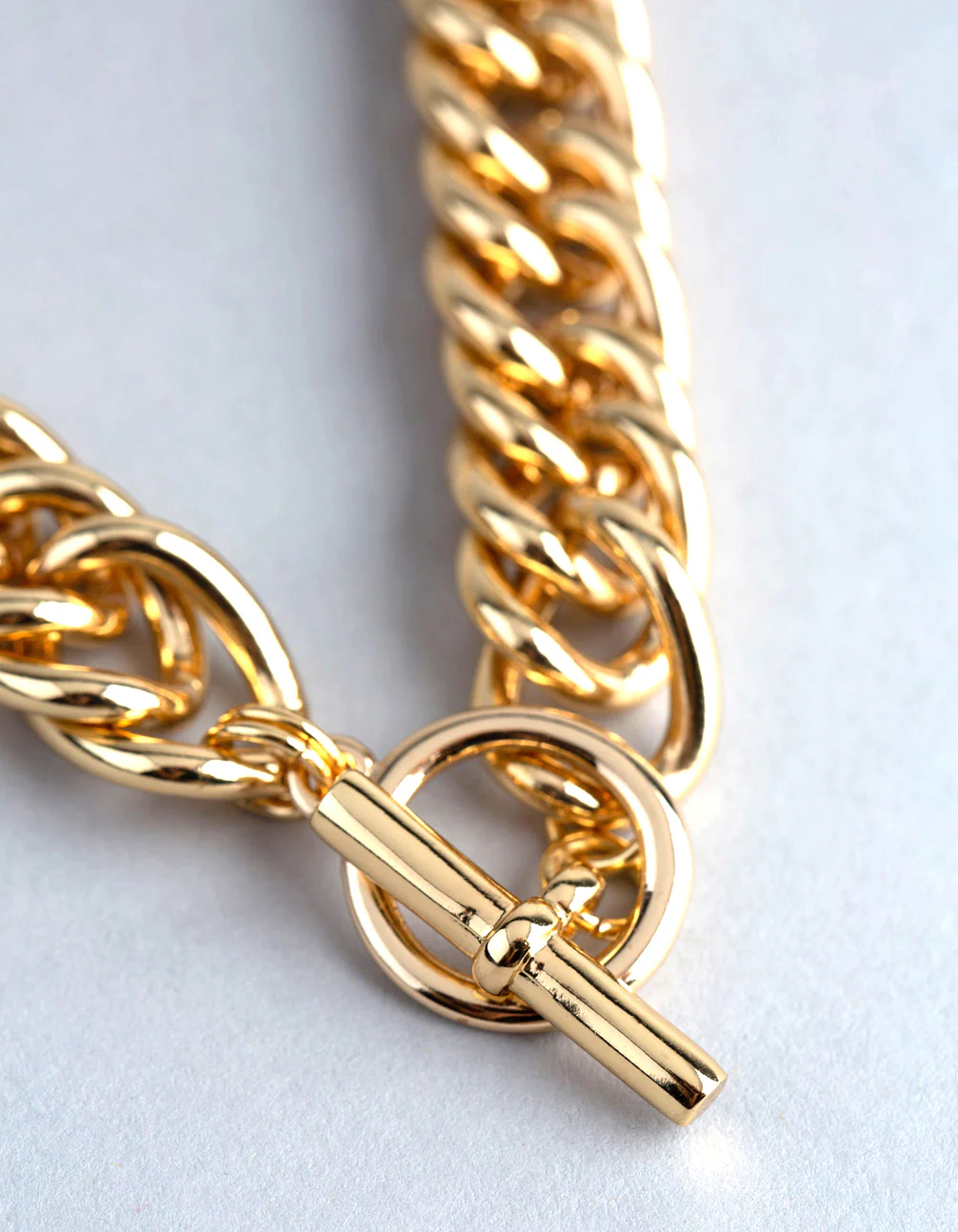 1534-18ct-gold-plated-brass-statement-chain-link-t-o-necklace-3.webp 18ct Gold Plated Brass Statement Chain Link T&O Necklace
