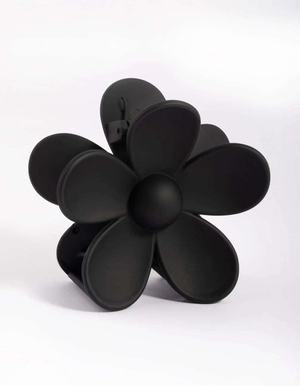 1586-90s-black-daisy-flower-claw-clip-3.webp 90s Black Daisy Flower Claw Clip