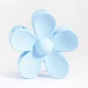1589-90s-blue-daisy-flower-claw-clip-1.webp 90s Blue Daisy Flower Claw Clip