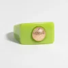 1592-90s-green-gold-plastic-ring-3.webp 90s Green & Gold Plastic Ring