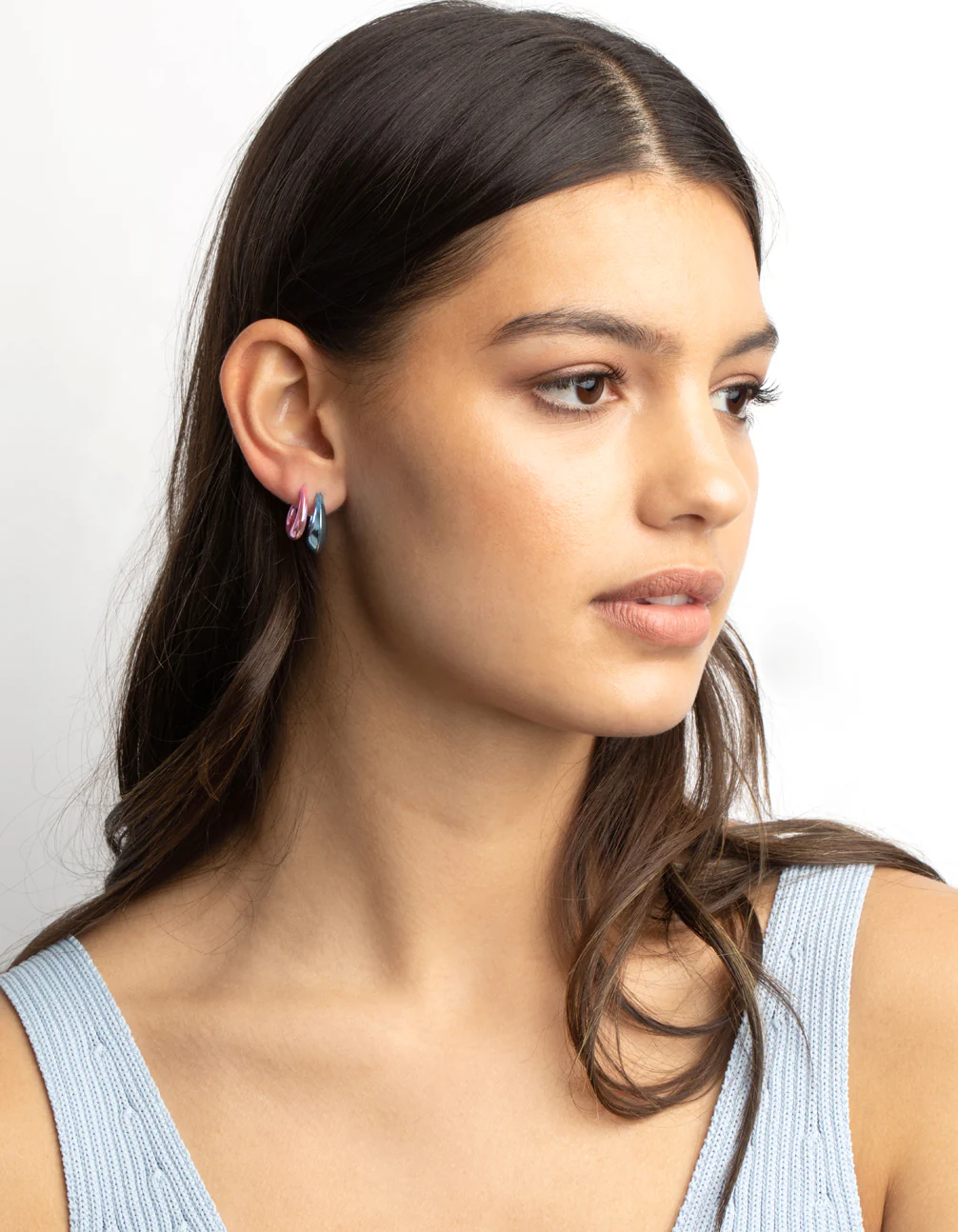 1593-90s-metallic-hoop-earring-pack-5.webp 90s Metallic Hoop Earring Pack