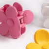 1594-90s-mini-daisy-hair-claw-clips-pack-3.webp 90s Mini Daisy Hair Claw Clips Pack