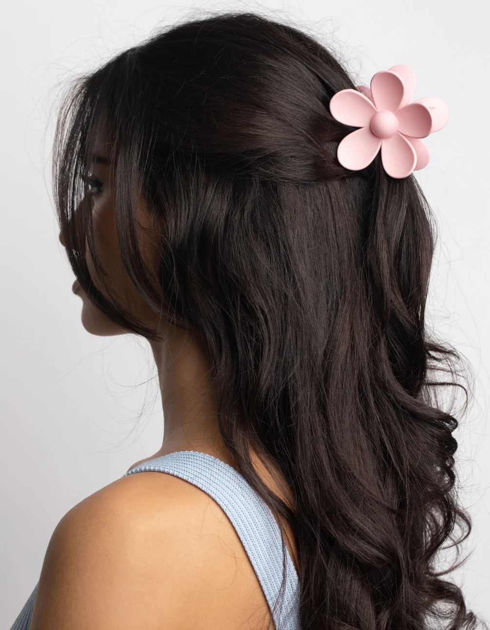 1597-90s-pink-daisy-flower-claw-2.webp 90s Pink Daisy Flower Claw