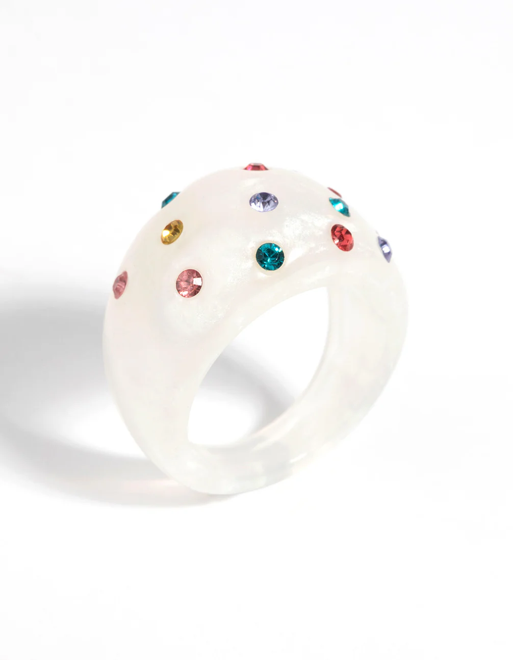 1602-90s-white-ring-with-diamantes-3.webp 90s White Ring with Diamantes