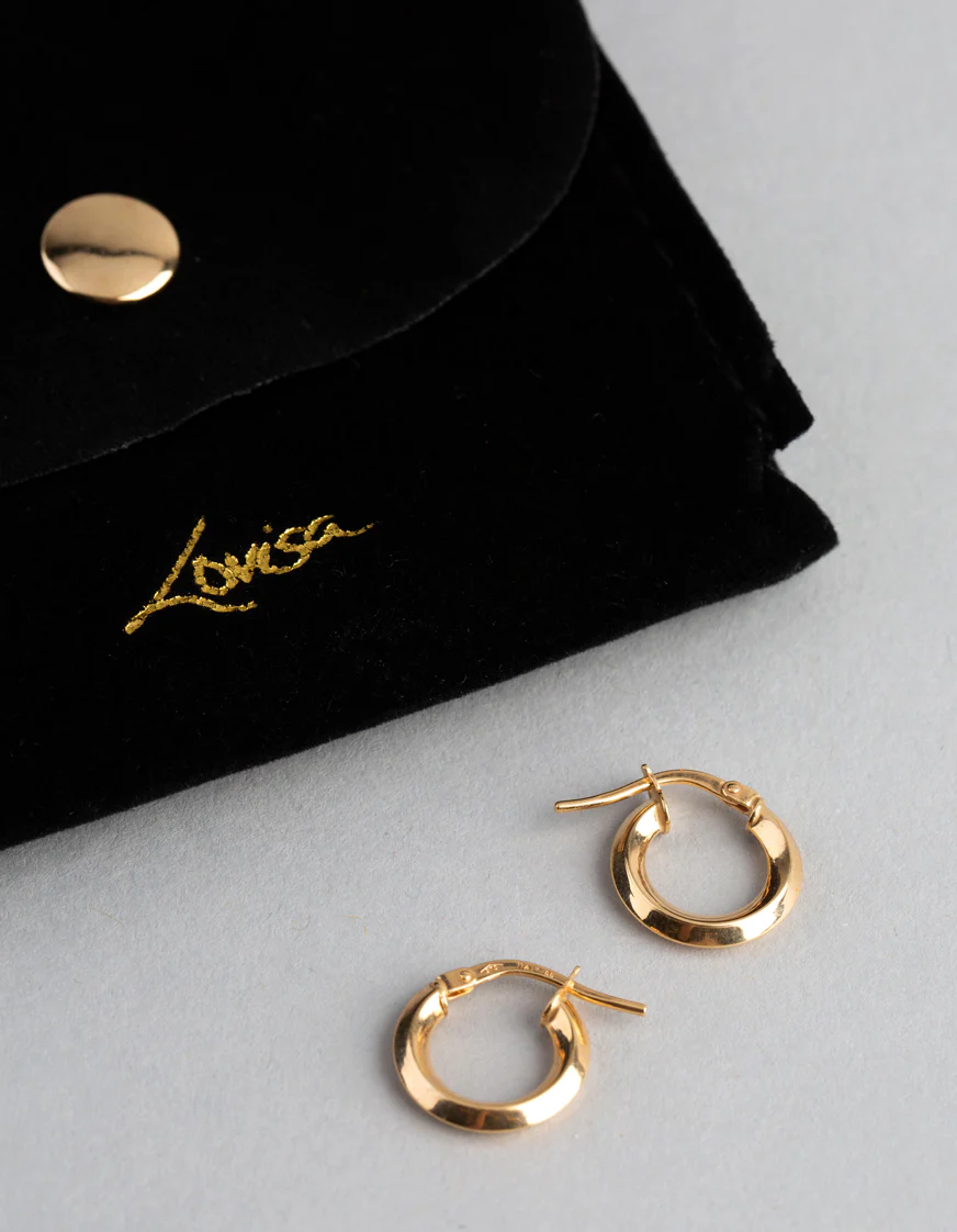 1607-9ct-gold-13mm-round-creole-hoop-earrings-4.webp 9ct Gold 13mm Round Creole Hoop Earrings
