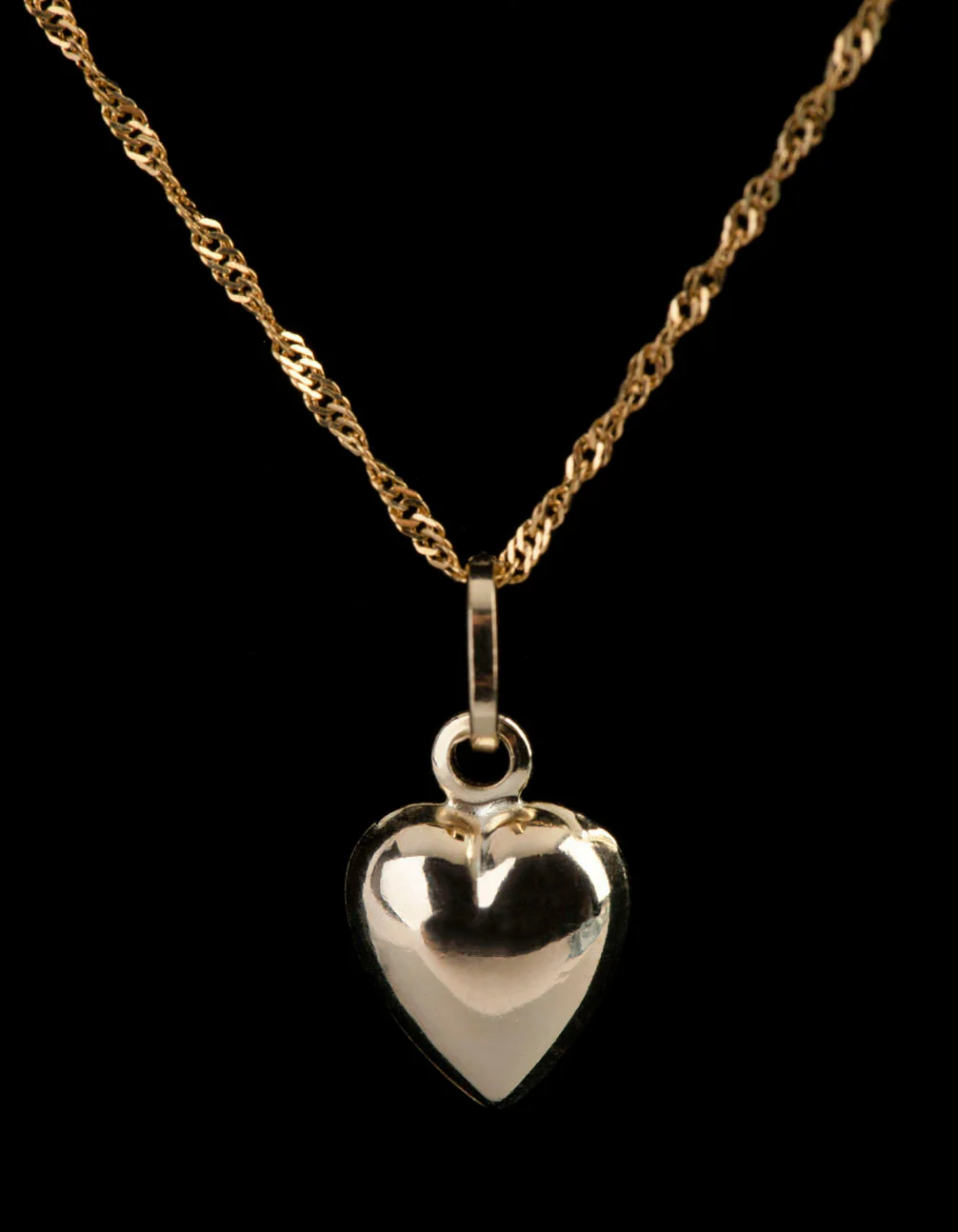 1635-9ct-gold-puffed-heart-pendant-charm-3.webp 9ct Gold Puffed Heart Pendant Charm