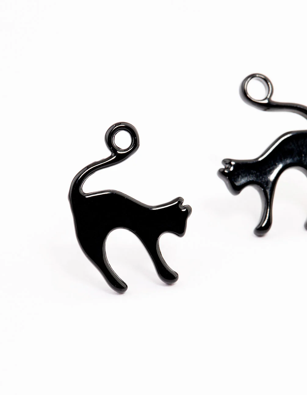 1648-acrylic-black-cat-stud-earrings-2.webp Acrylic Black Cat Stud Earrings