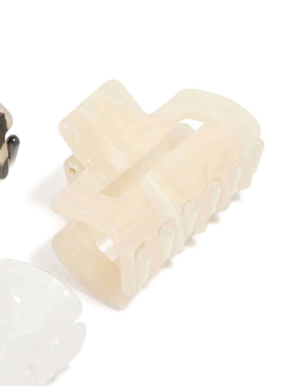 1725-acrylic-natural-mini-rectangle-claw-clip-pack-3.webp Acrylic Natural Mini Rectangle Claw Clip Pack