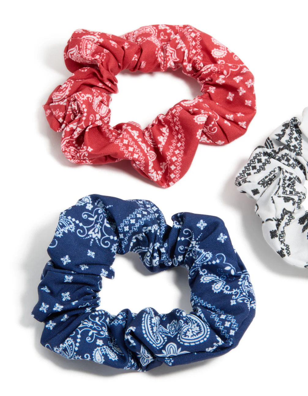 173-blue-red-white-paisley-print-fabric-scrunchies-3-pack-2.webp Blue Red & White Paisley Print Fabric Scrunchies 3-Pack
