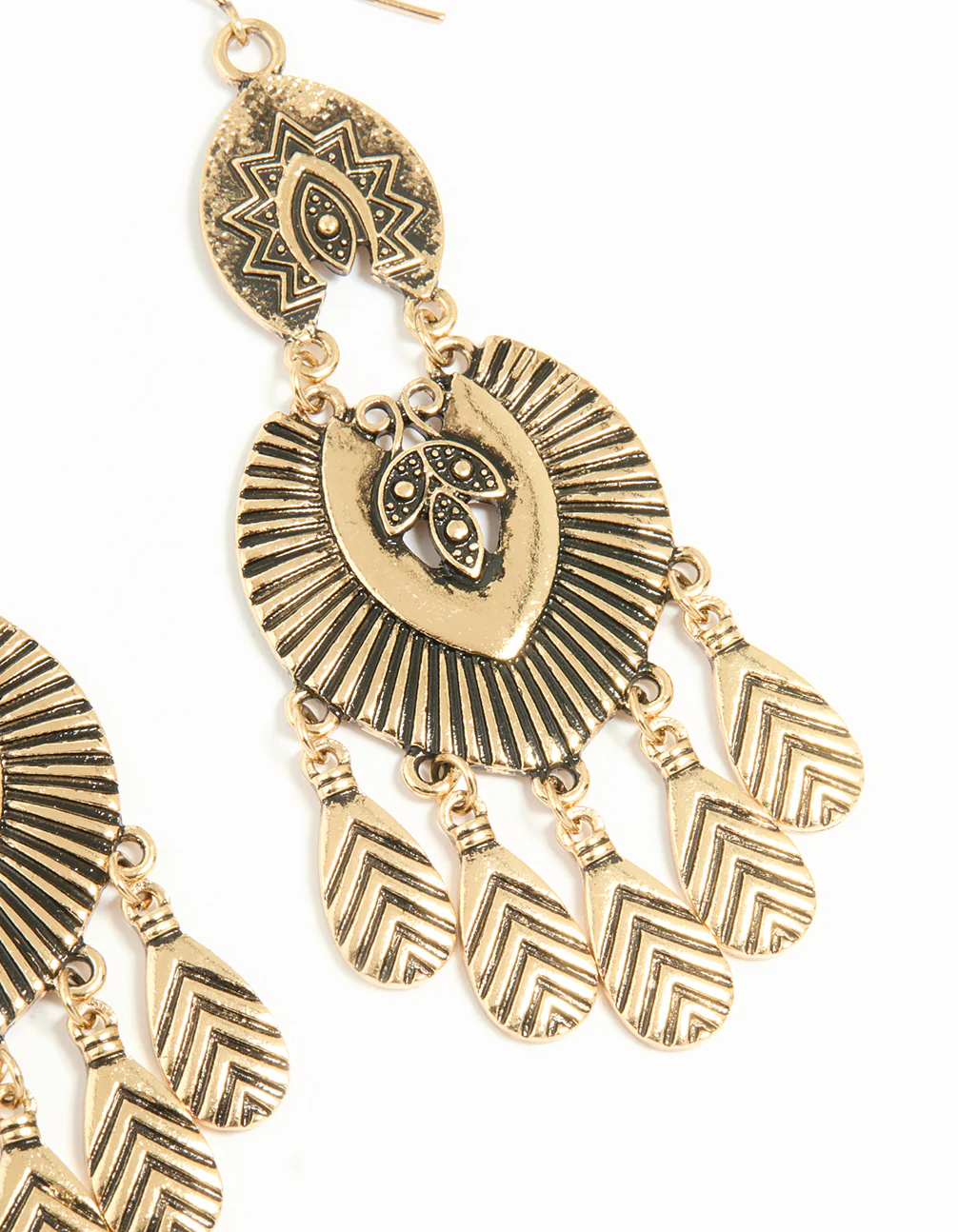 1820-antique-gold-dreamcatcher-drop-earrings-5.webp Antique Gold Dreamcatcher Drop Earrings