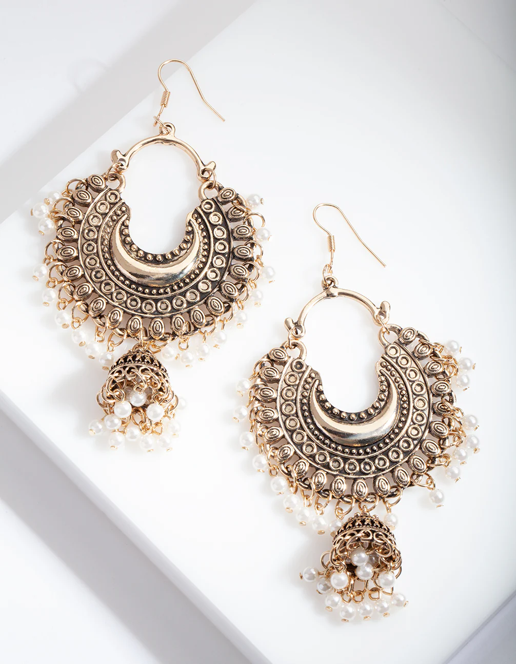 1862-antique-gold-pearl-tassel-drop-earrings-1.webp Antique Gold Pearl Tassel Drop Earrings