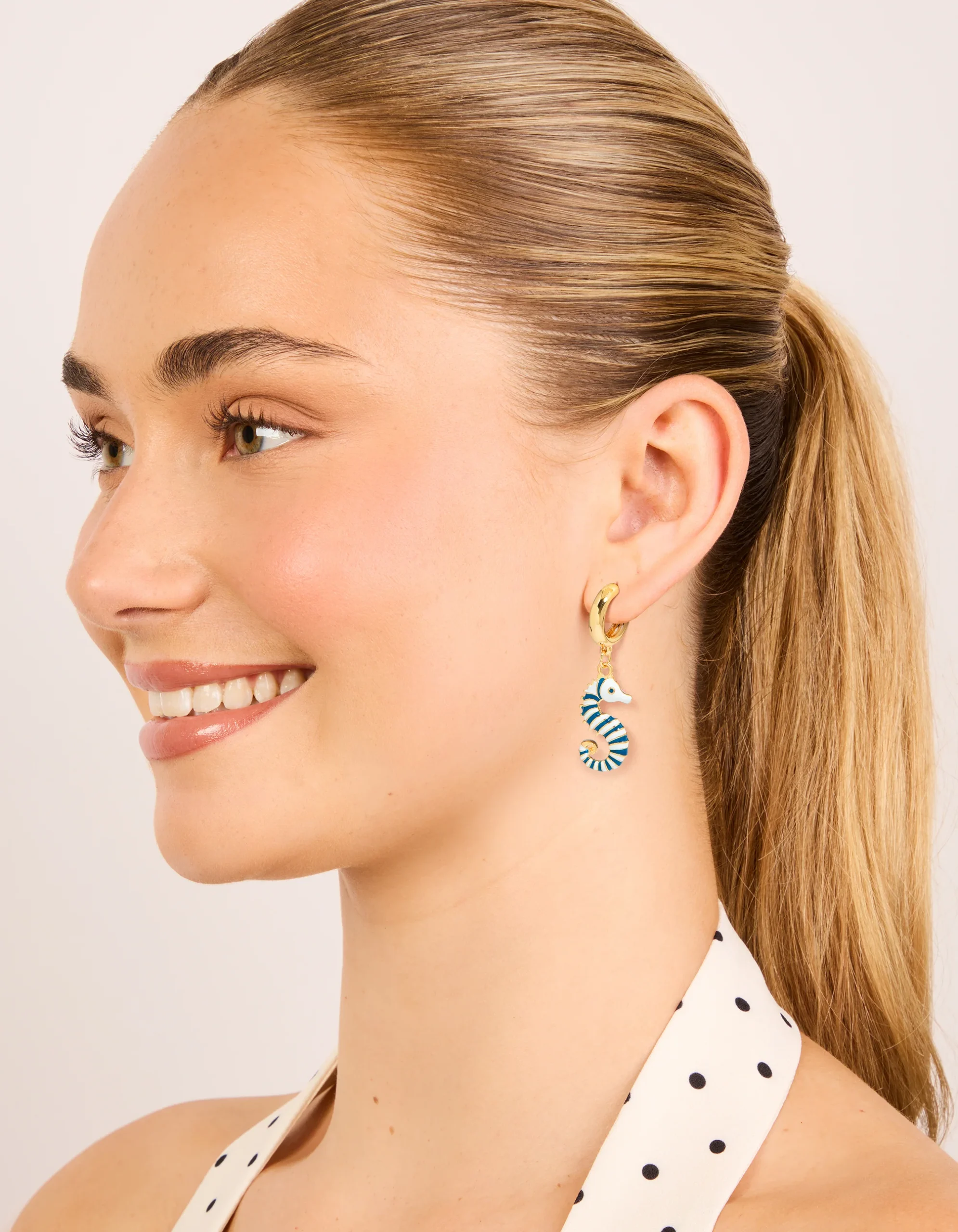 190-gold-blue-white-seahorse-open-hoop-earrings-3.webp Gold Blue & White Seahorse Open Hoop Earrings