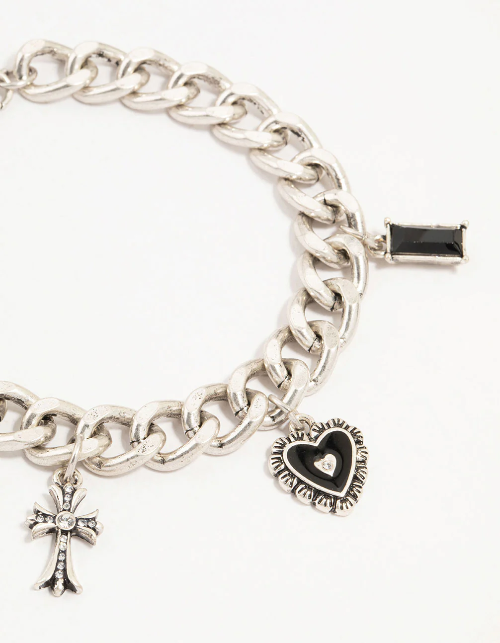 1971-antique-silver-rustic-heart-diamante-charm-bracelet-2.webp Antique Silver Rustic Heart & Diamante Charm Bracelet