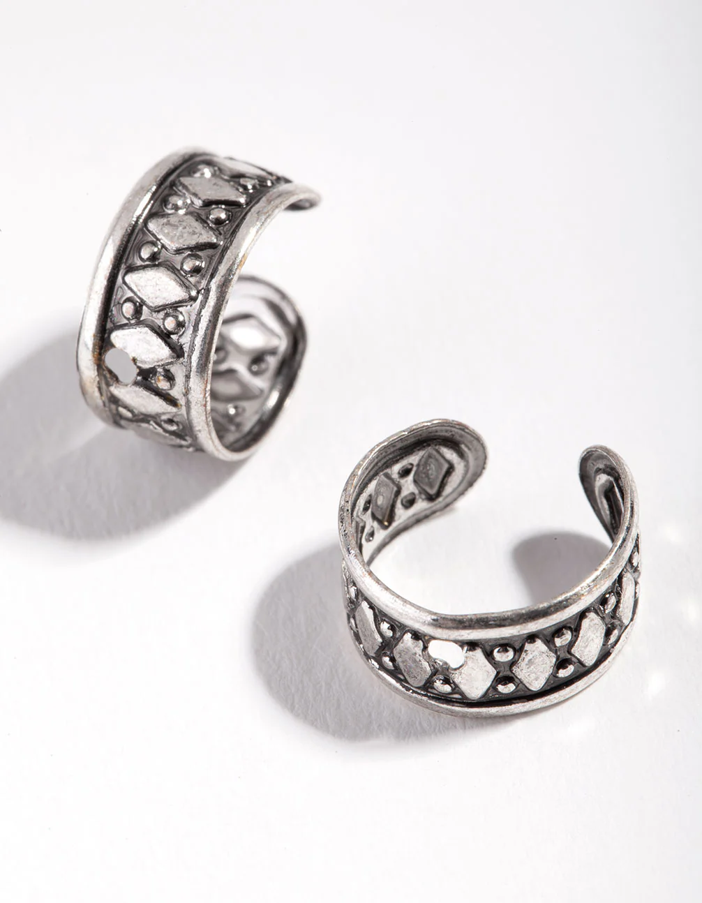 1993-antique-silver-textured-ear-cuff-pack-1.webp Antique Silver Textured Ear Cuff Pack