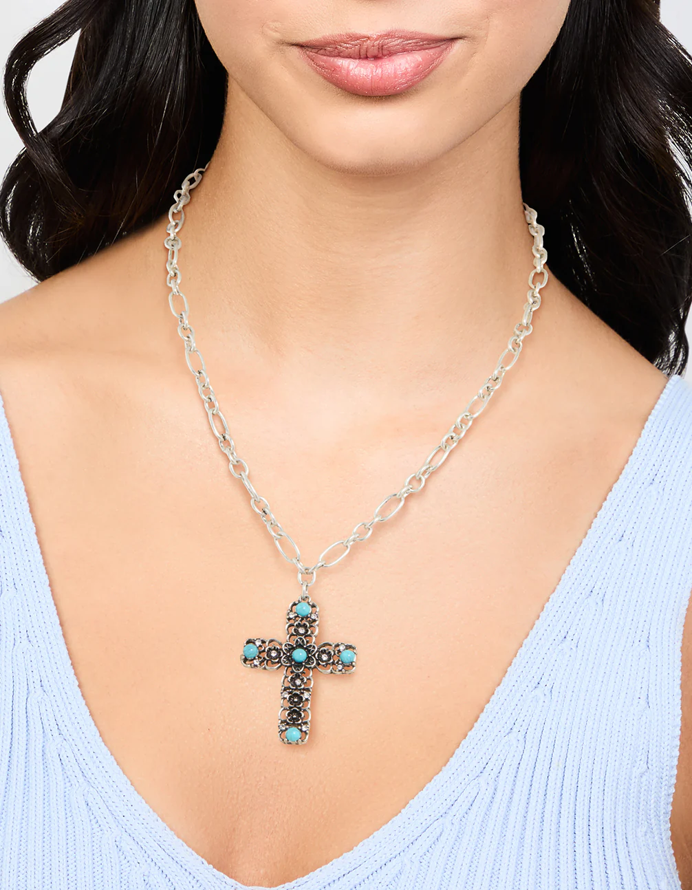2008-antique-silver-turquoise-stone-cross-pendant-necklace-2.webp Antique Silver Turquoise Stone Cross Pendant Necklace