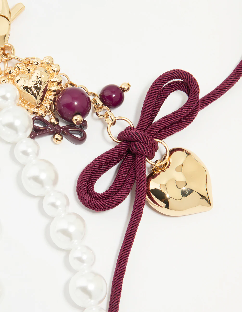 2043-beaded-heart-pearl-rope-key-chain-3.webp Beaded Heart Pearl Rope Key Chain