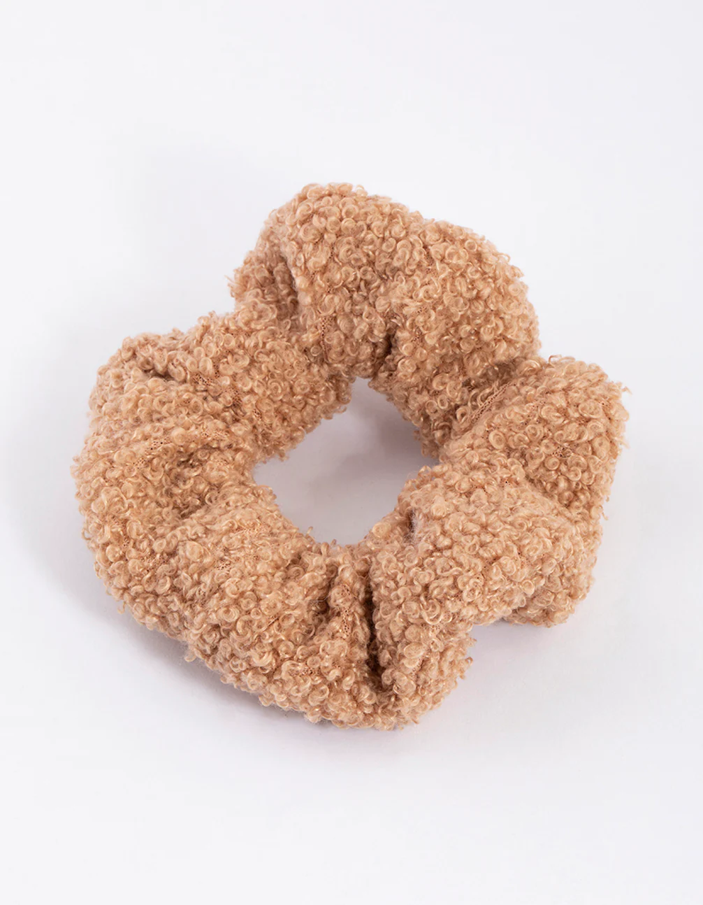 2054-beige-teddy-material-hair-scrunchie-1.webp Beige Teddy Material Hair Scrunchie