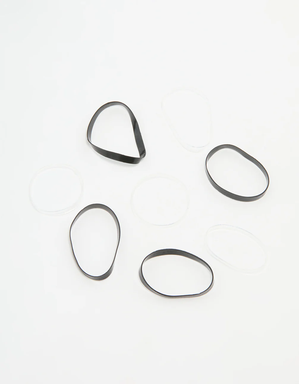 2056-black-clear-elastic-hair-ties-300-pack-3.webp Black & Clear Elastic Hair Ties 300-Pack
