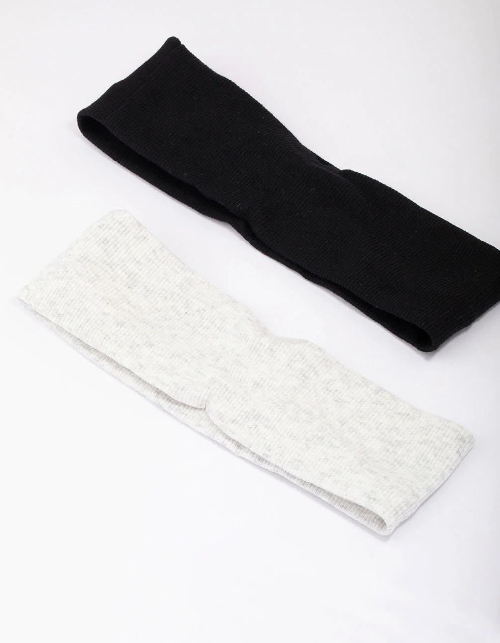 2077-black-grey-ribbed-fabric-headbands-2-pack-2.webp Black & Grey Ribbed Fabric Headbands 2-Pack