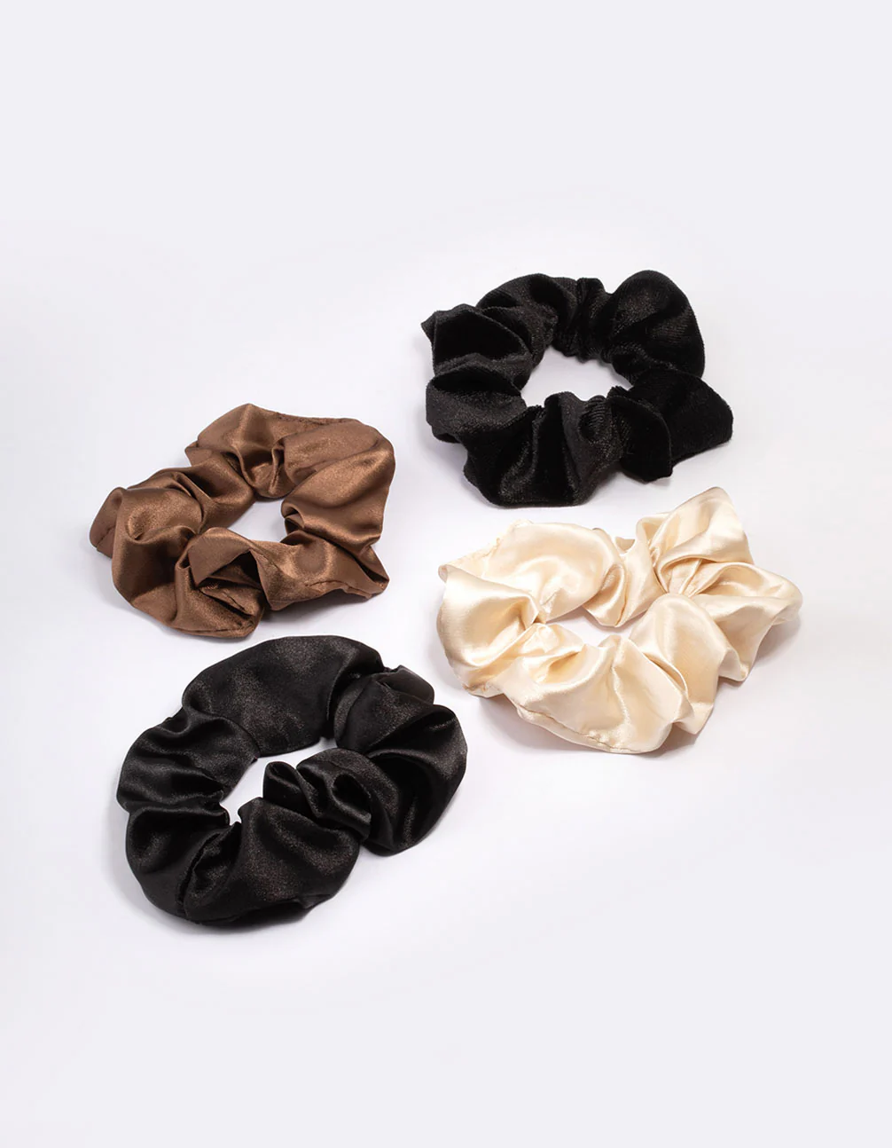2079-black-neutral-christmas-hair-scrunchie-gift-4-pack-1.webp Black & Neutral Christmas Hair Scrunchie Gift 4-Pack
