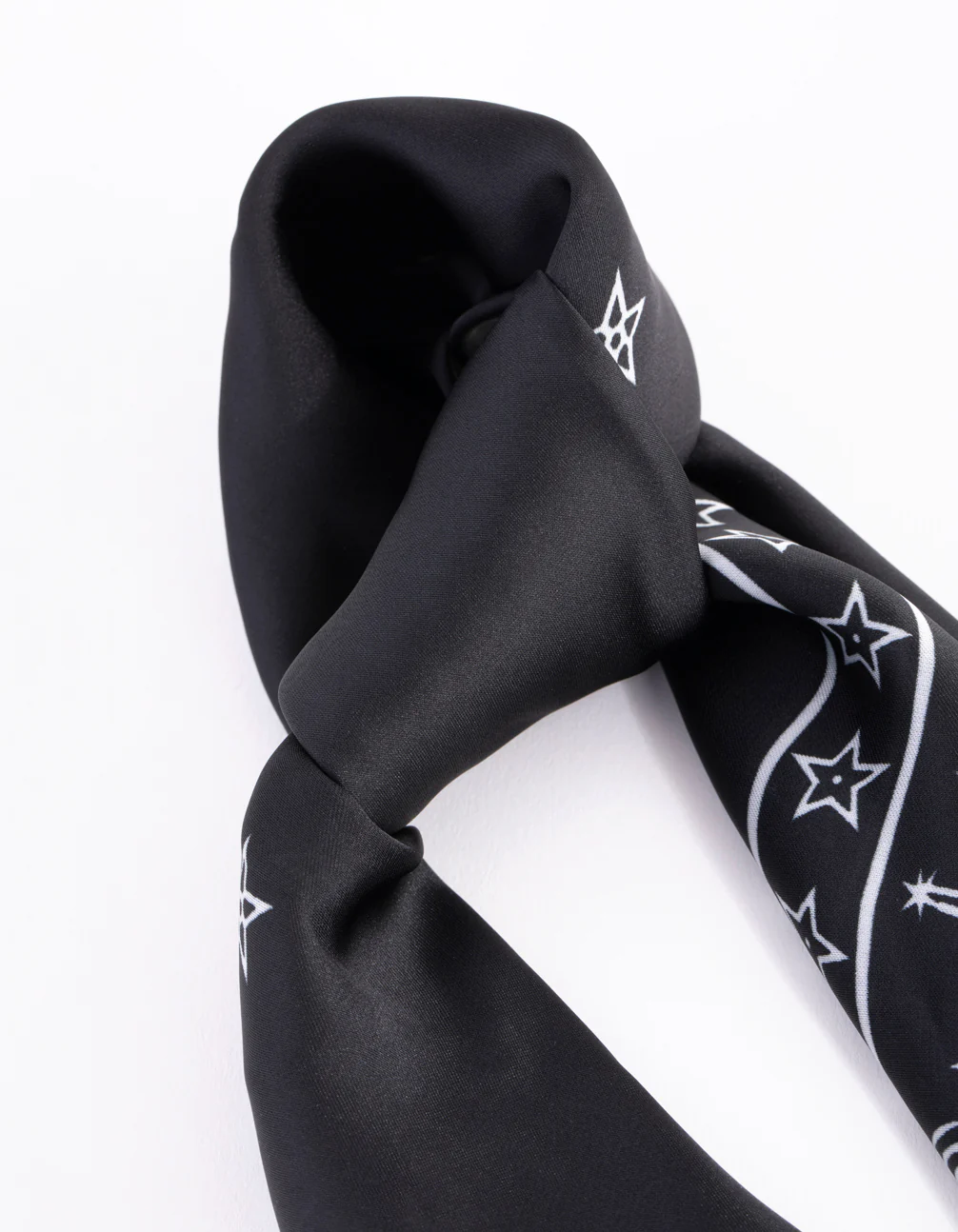 2136-black-celestial-bandana-hair-scarf-3.webp Black Celestial Bandana Hair Scarf