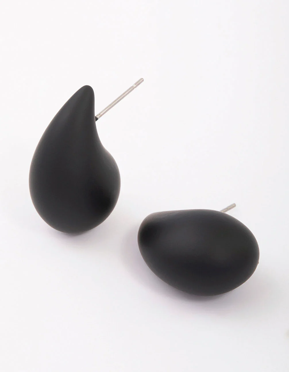2142-black-chubby-teardrop-stud-earrings-1.webp Black Chubby Teardrop Stud Earrings