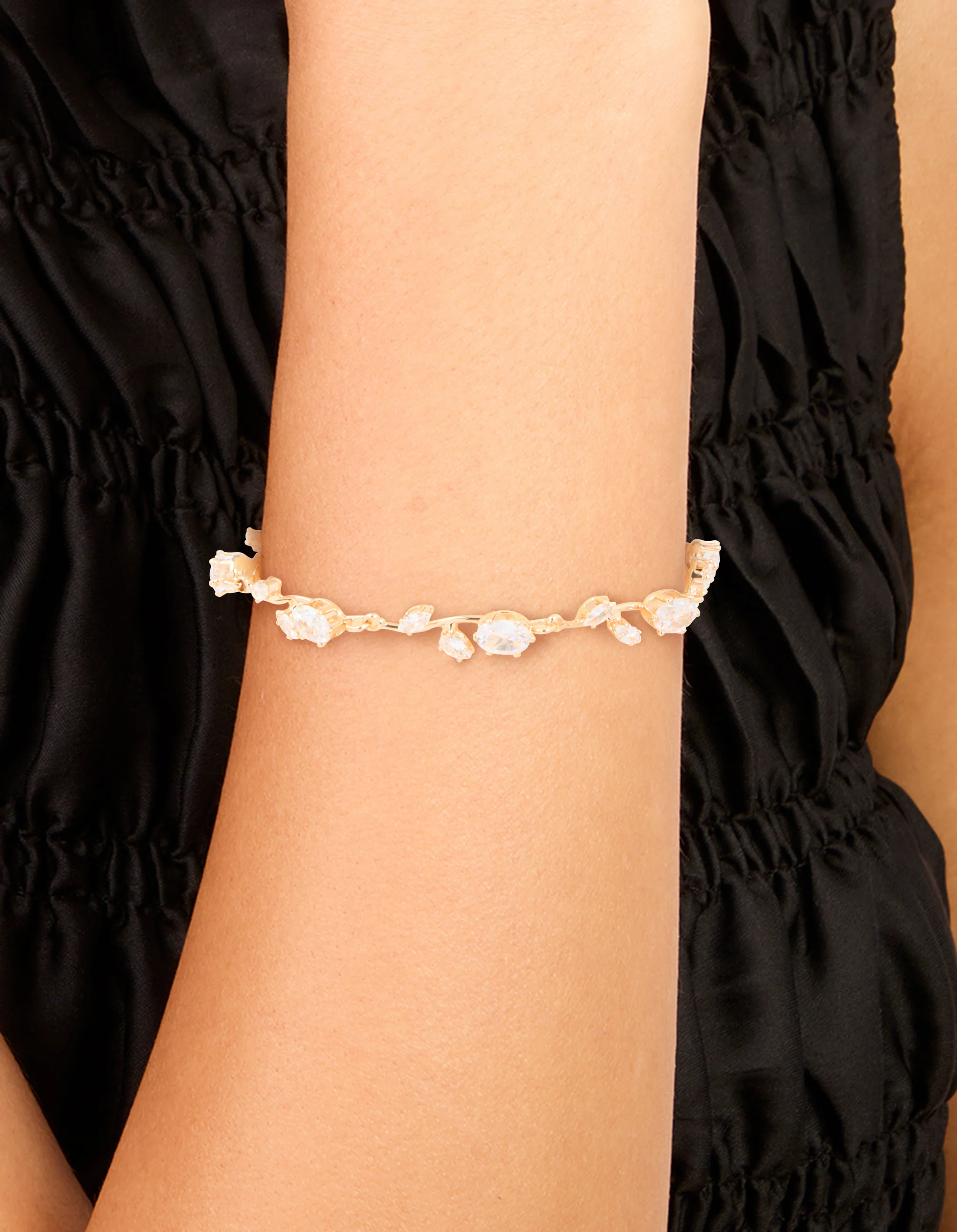 219-gold-cubic-zirconia-vine-bracelet-2.webp Gold Cubic Zirconia Vine Bracelet