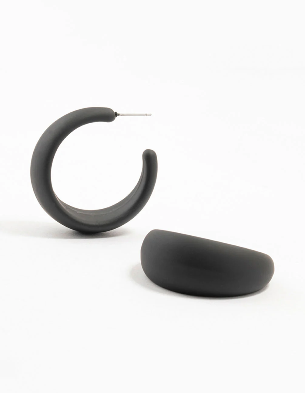 2191-black-coated-pointed-wide-hoop-earrings-1.webp Black Coated Pointed Wide Hoop Earrings