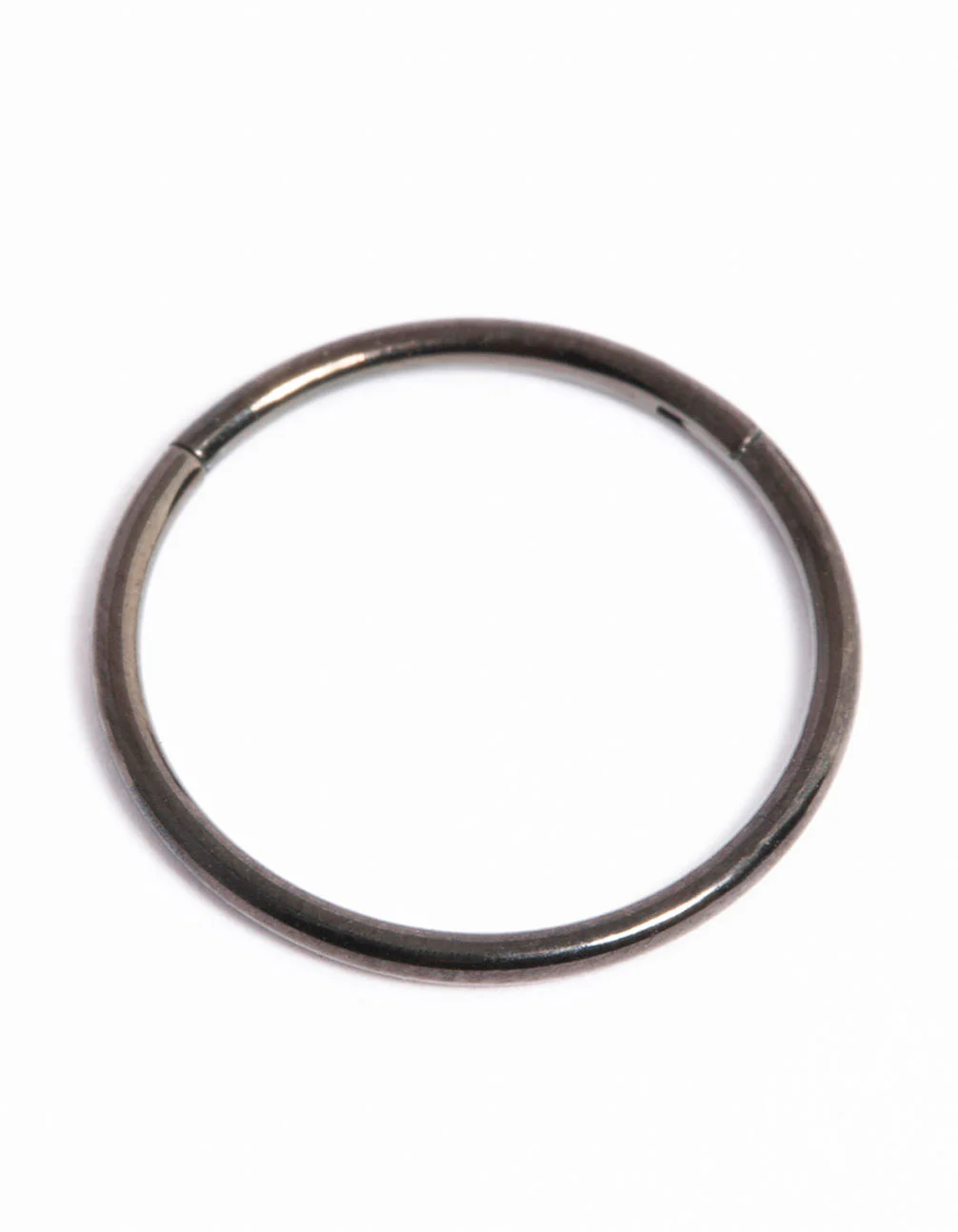 2201-black-coated-titanium-fine-band-hinged-clicker-ring-1.webp Black Coated Titanium Fine Band Hinged Clicker Ring