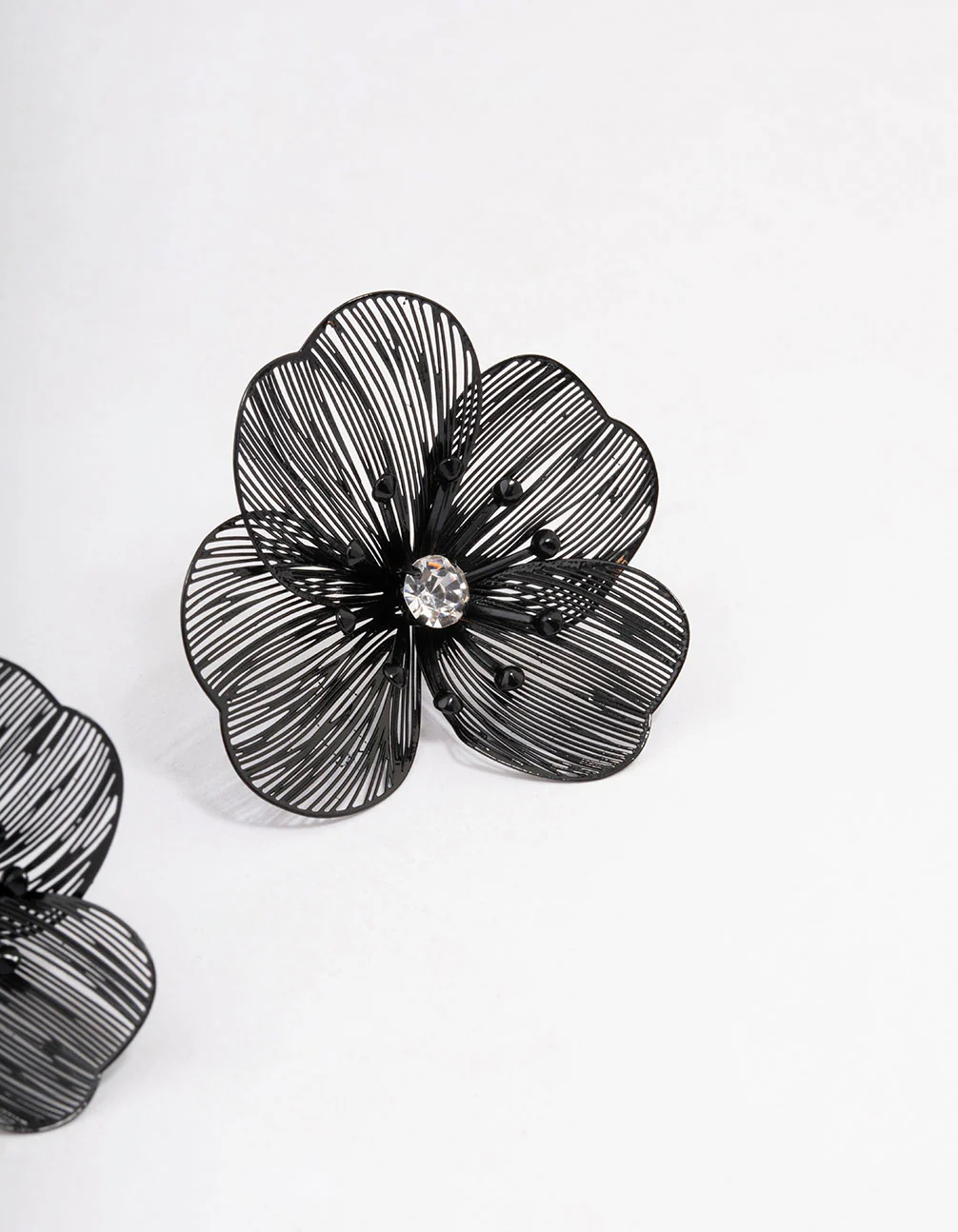 2245-black-diamante-flower-stud-earrings-3.webp Black Diamante Flower Stud Earrings