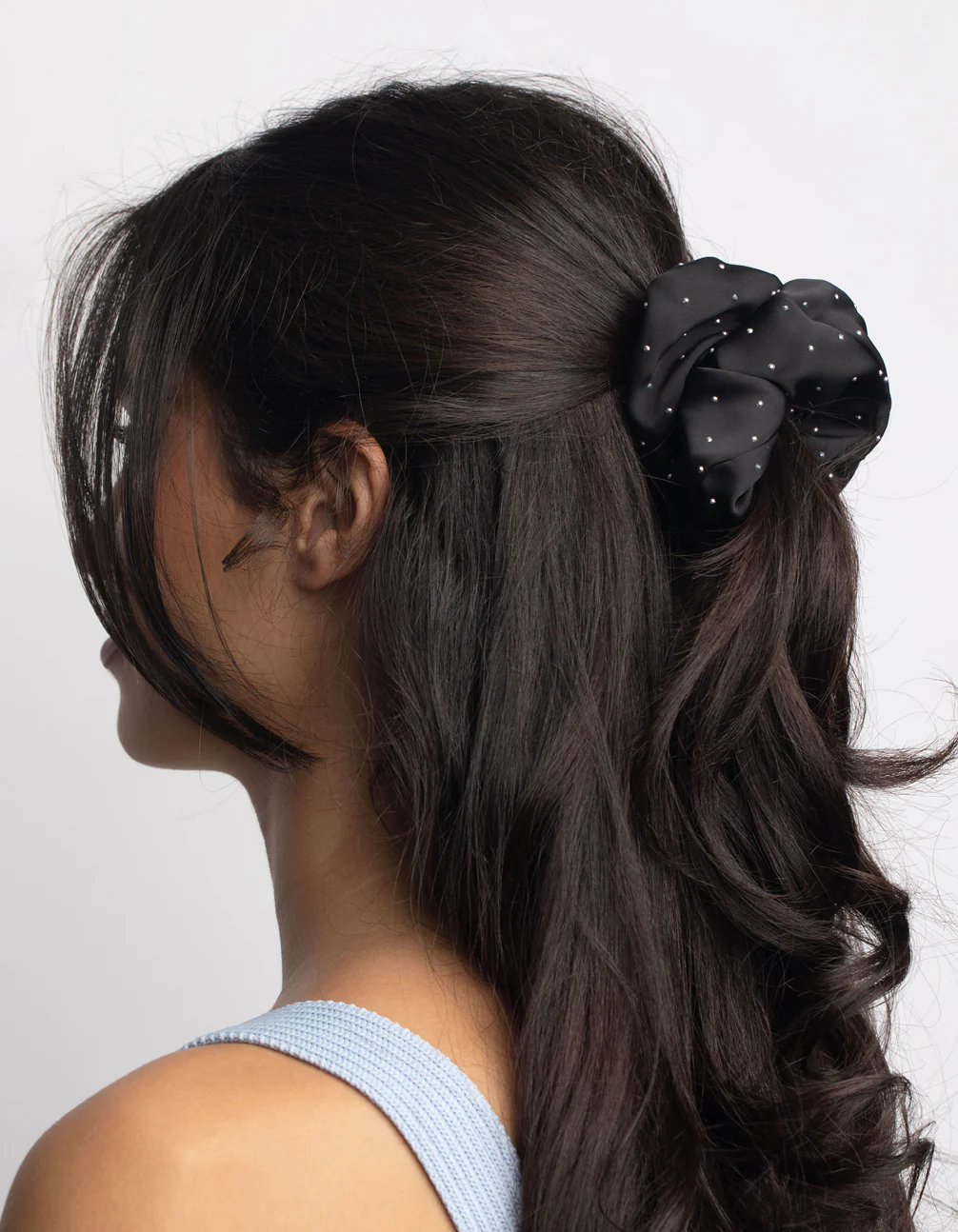 2257-black-diamante-scrunchie-2.webp Black Diamante Scrunchie