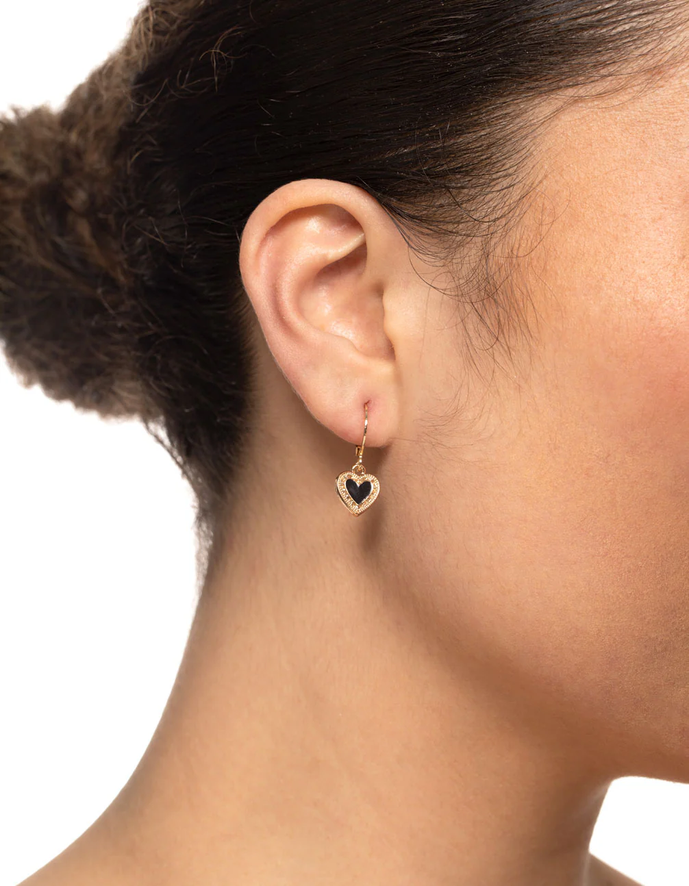 2282-black-enamel-heart-huggie-earrings-2.webp Black Enamel Heart Huggie Earrings