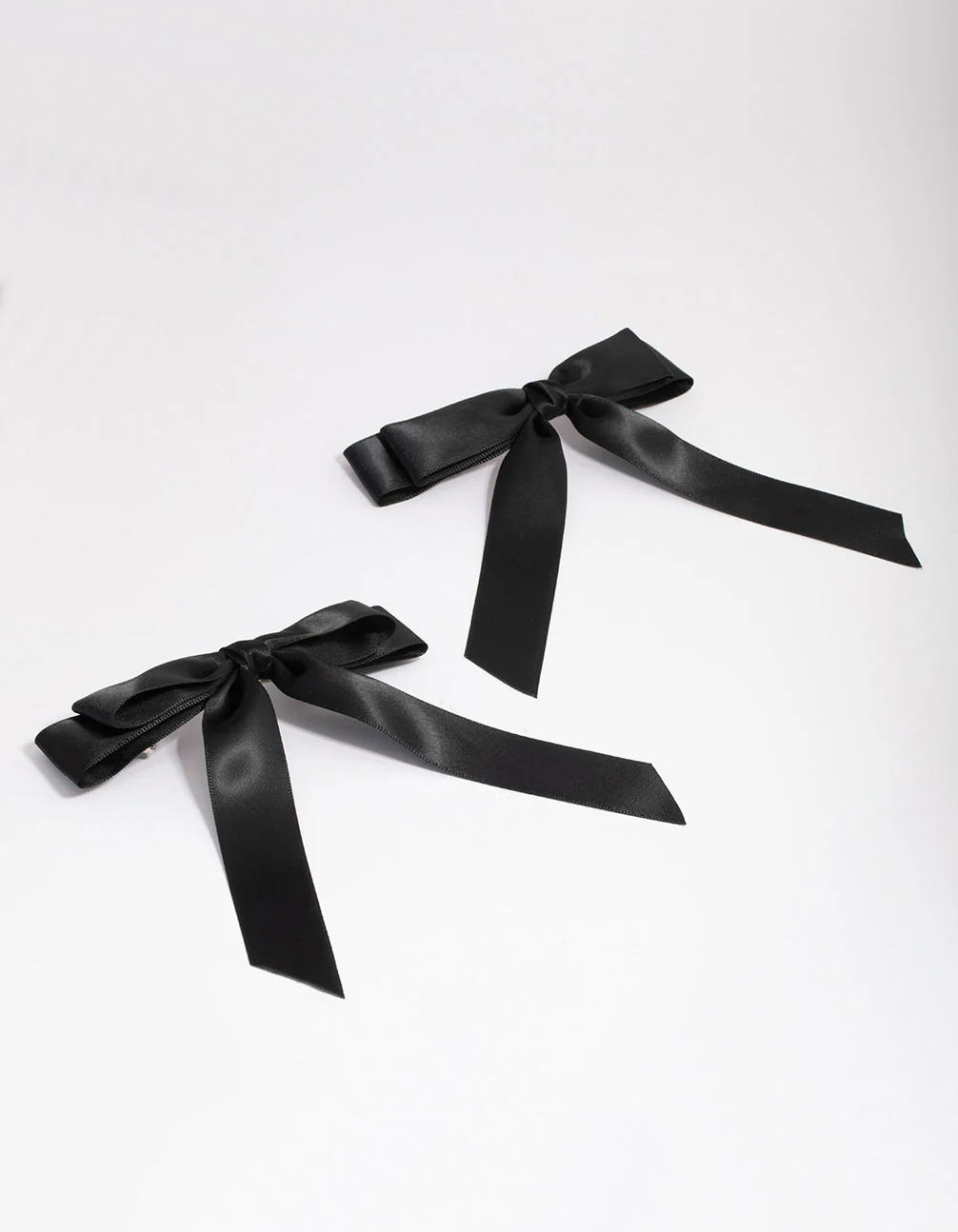2307-black-fabric-medium-double-loop-hair-bow-clip-pack-1.webp Black Fabric Medium Double Loop Hair Bow Clip Pack