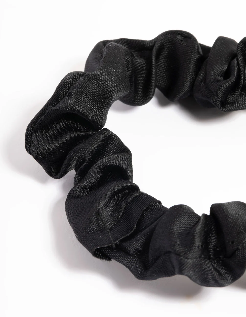 2310-black-fabric-narrow-scrunchie-3.webp Black Fabric Narrow Scrunchie