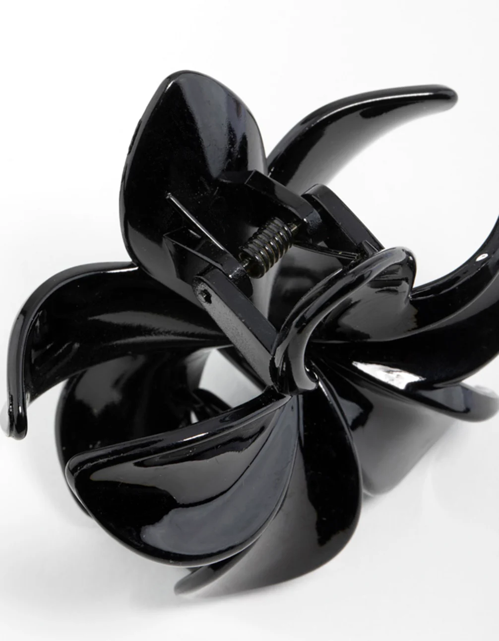 2352-black-frangipani-hair-claw-clip-3.webp Black Frangipani Hair Claw Clip